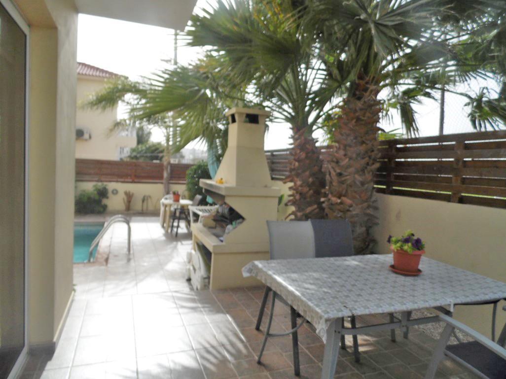 Favor - 3 Bed With Pool Close To Nissi Vilă