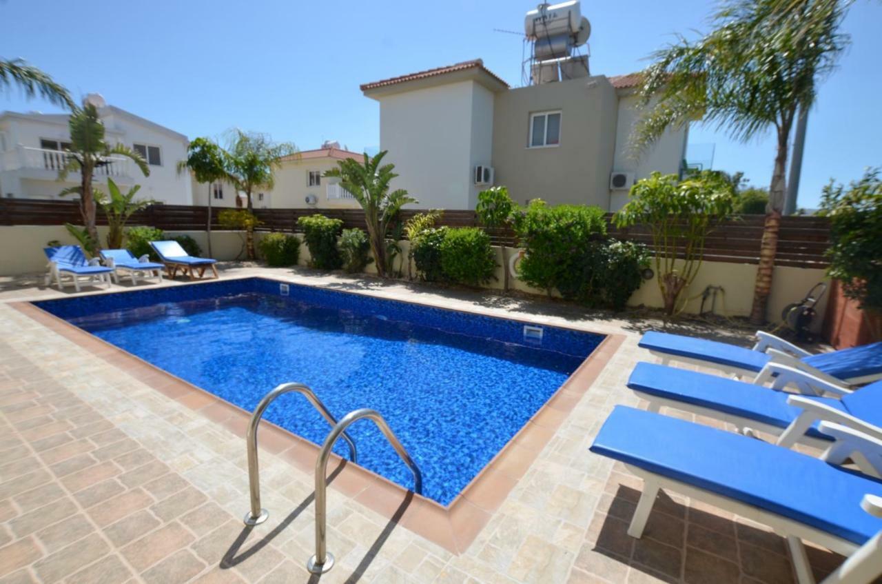 Vilă Favor - 3 Bed With Pool Close To Nissi